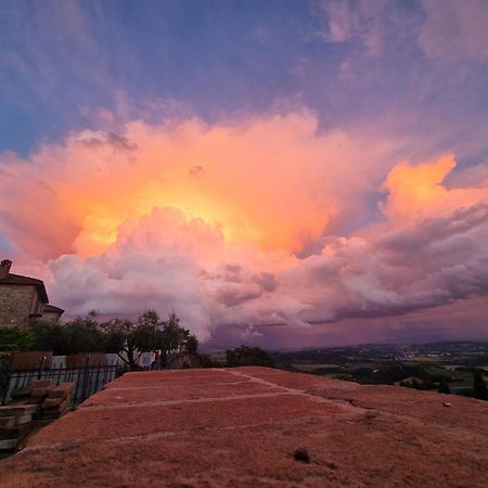 Vesionica Holiday House Perugia Civitella Benazzone Exterior foto